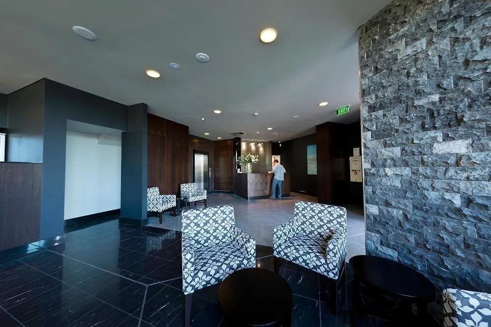Springfield Lakes Boutique Hotel