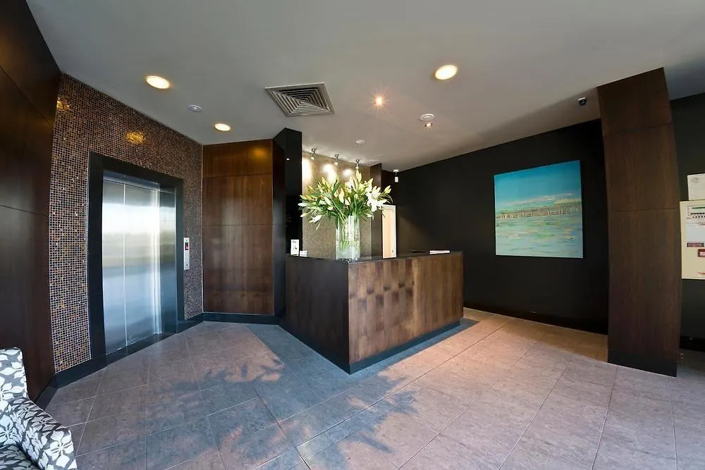Springfield Lakes Boutique Hotel