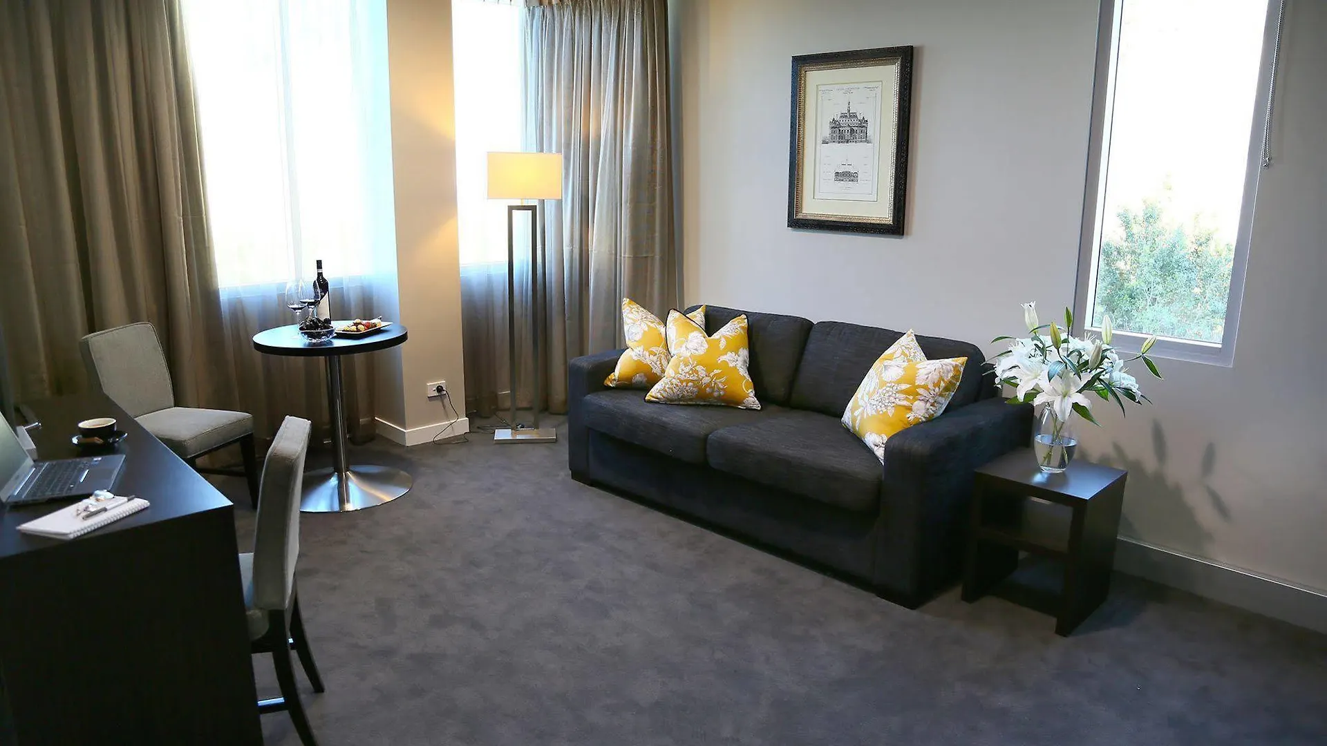 Springfield Lakes Boutique Hotel 5*, Springfield Lakes Australia
